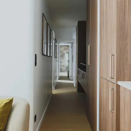 Elegant - 3br-8p- Le Marais Apartment
