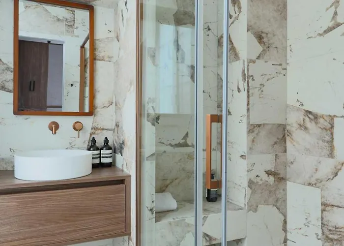 Elegant - 3br-8p- Le Marais Apartment *